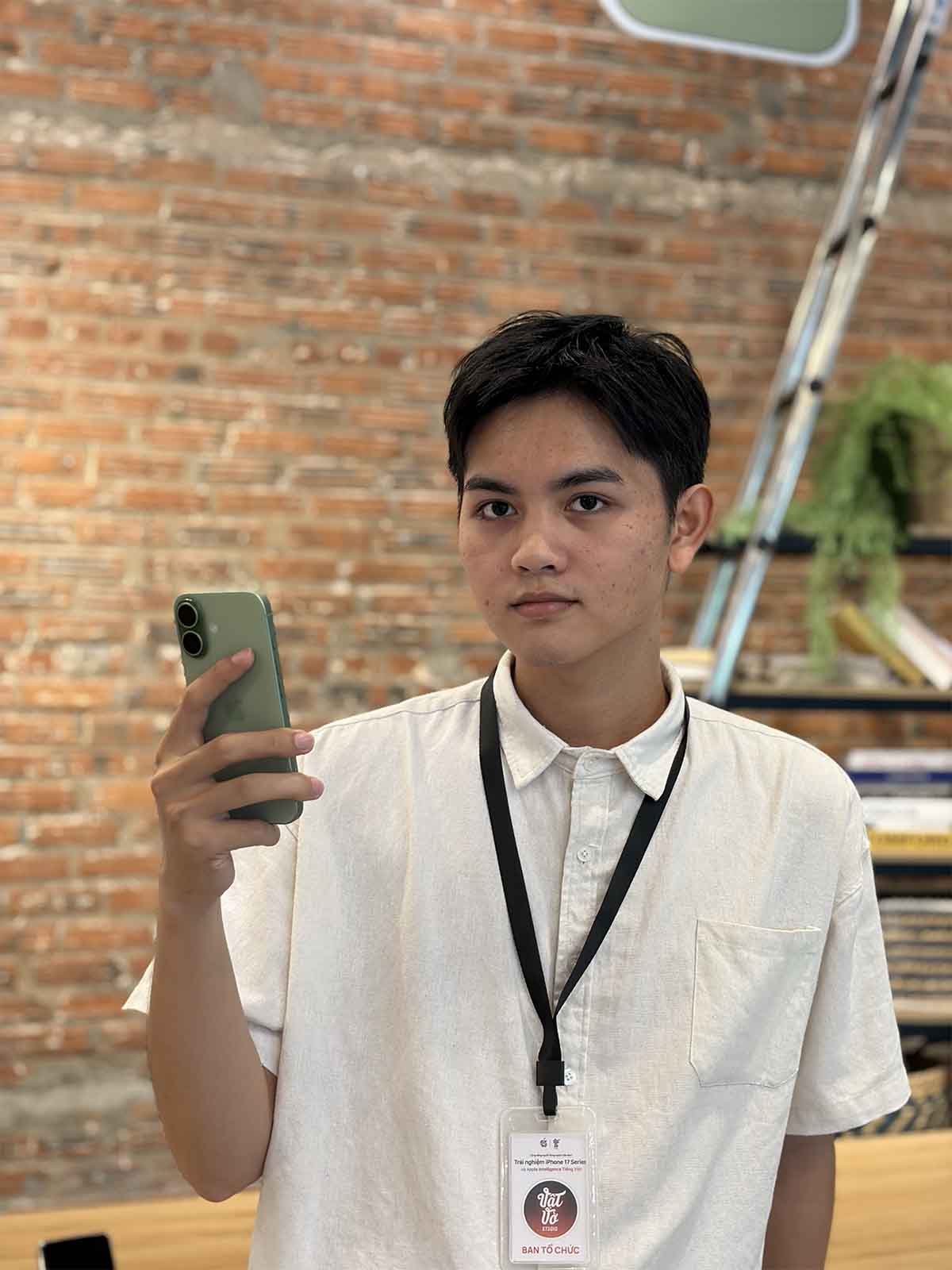 iPhone 17
